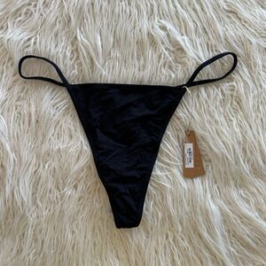 Skims Fits Everybody T-String Thong Onyx Size XL
